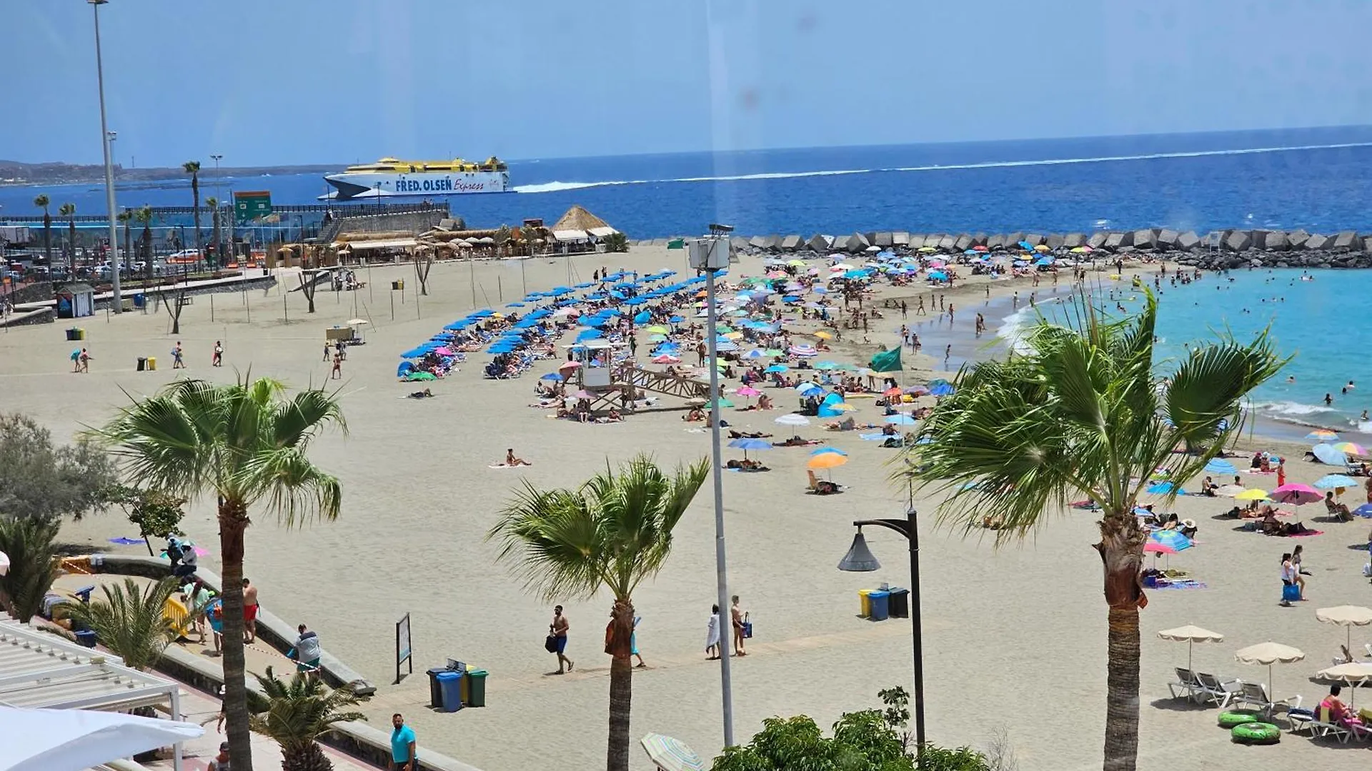 Exclusive Penthouse Playa Las Vistas 5 Close To Sea And Beach, Aircondition For A Fee, Wifi, Terrace, Heated Pool Playa de las Americas  Spain