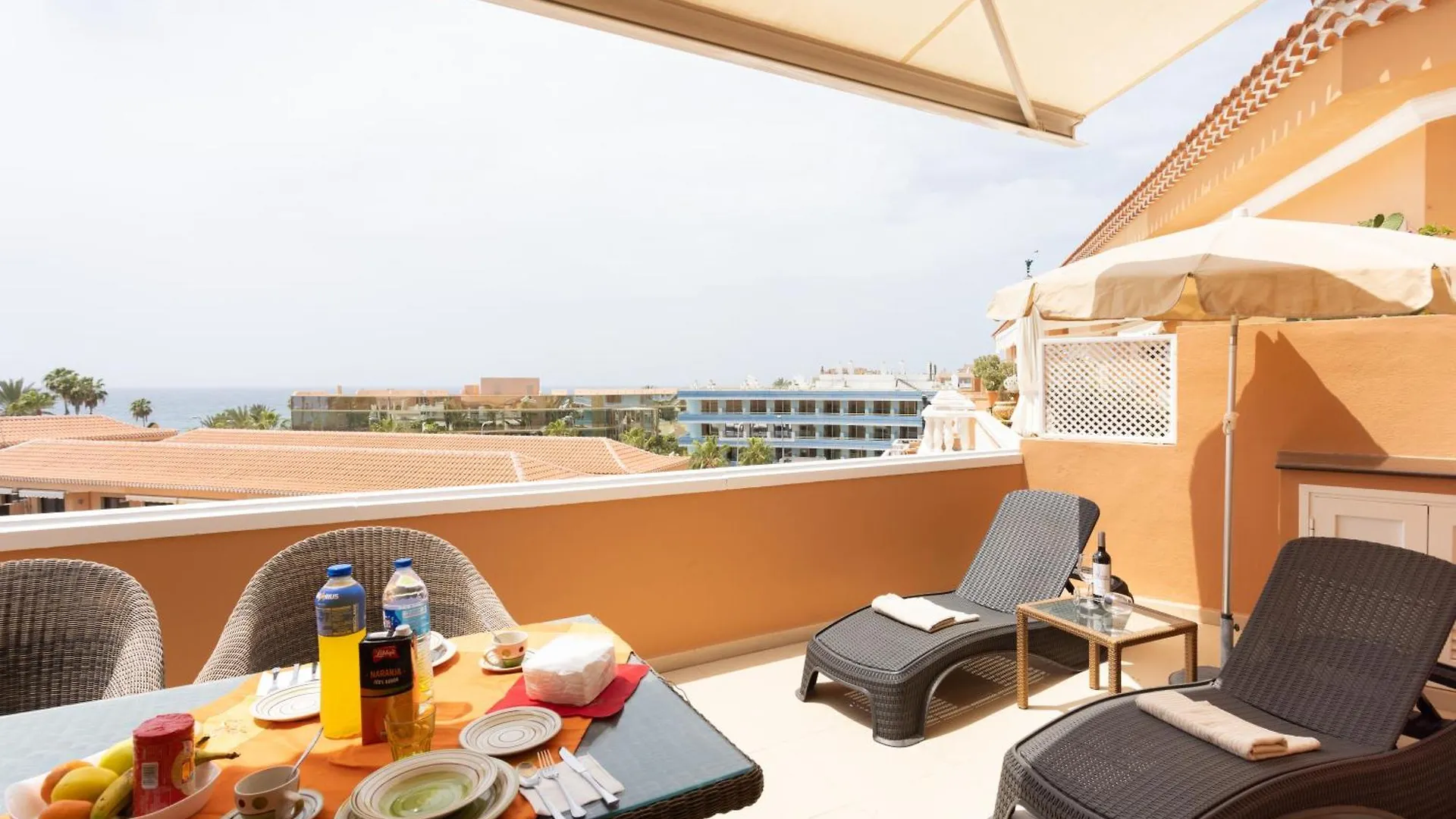 Exclusive Penthouse Playa Las Vistas 5 Close To Sea And Beach, Aircondition For A Fee, Wifi, Terrace, Heated Pool Playa de las Americas  0*, Playa de las Americas (Tenerife) Spain